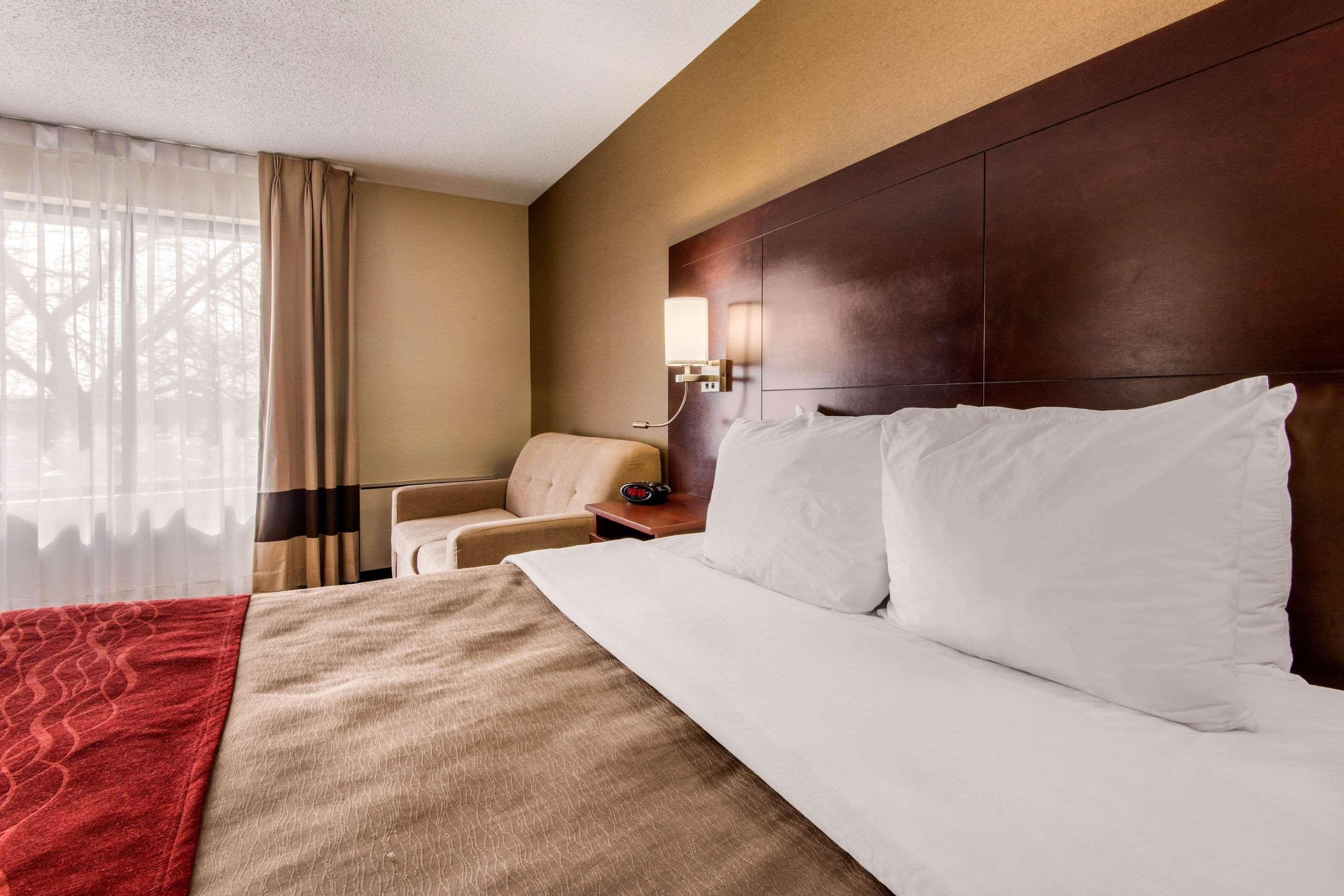 Comfort Inn Airport West Mississauga Exterior foto