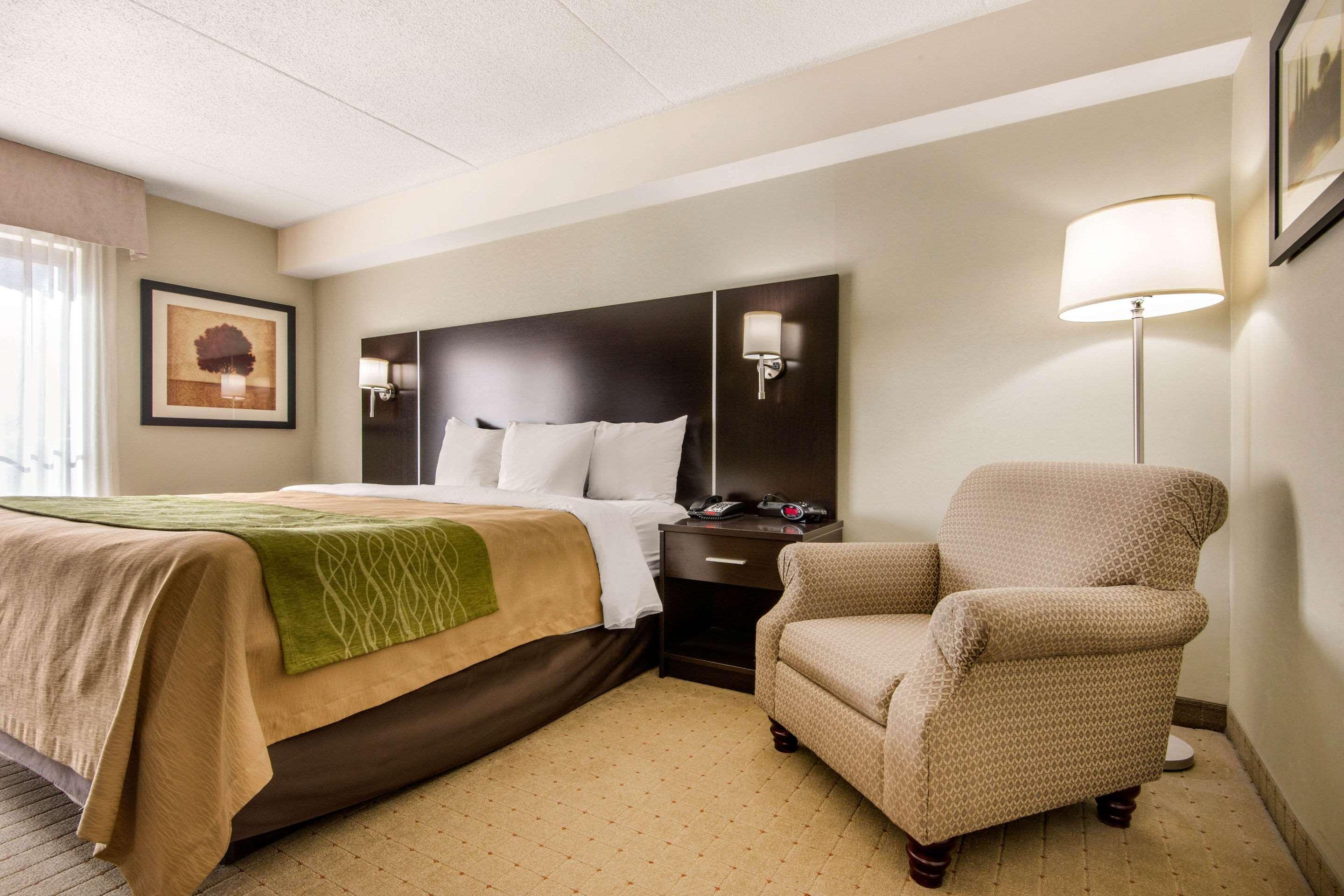 Comfort Inn Airport West Mississauga Exterior foto