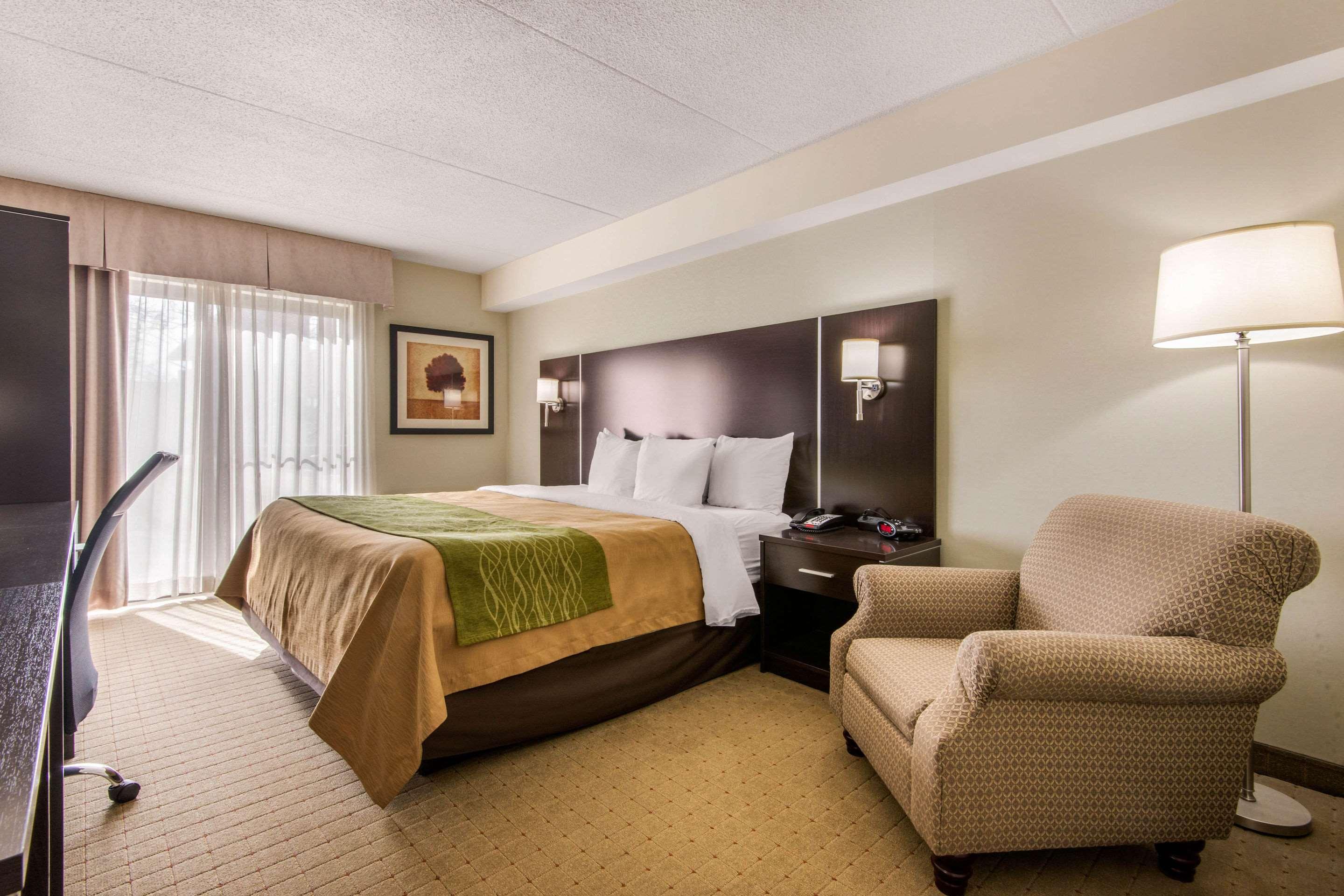 Comfort Inn Airport West Mississauga Exterior foto