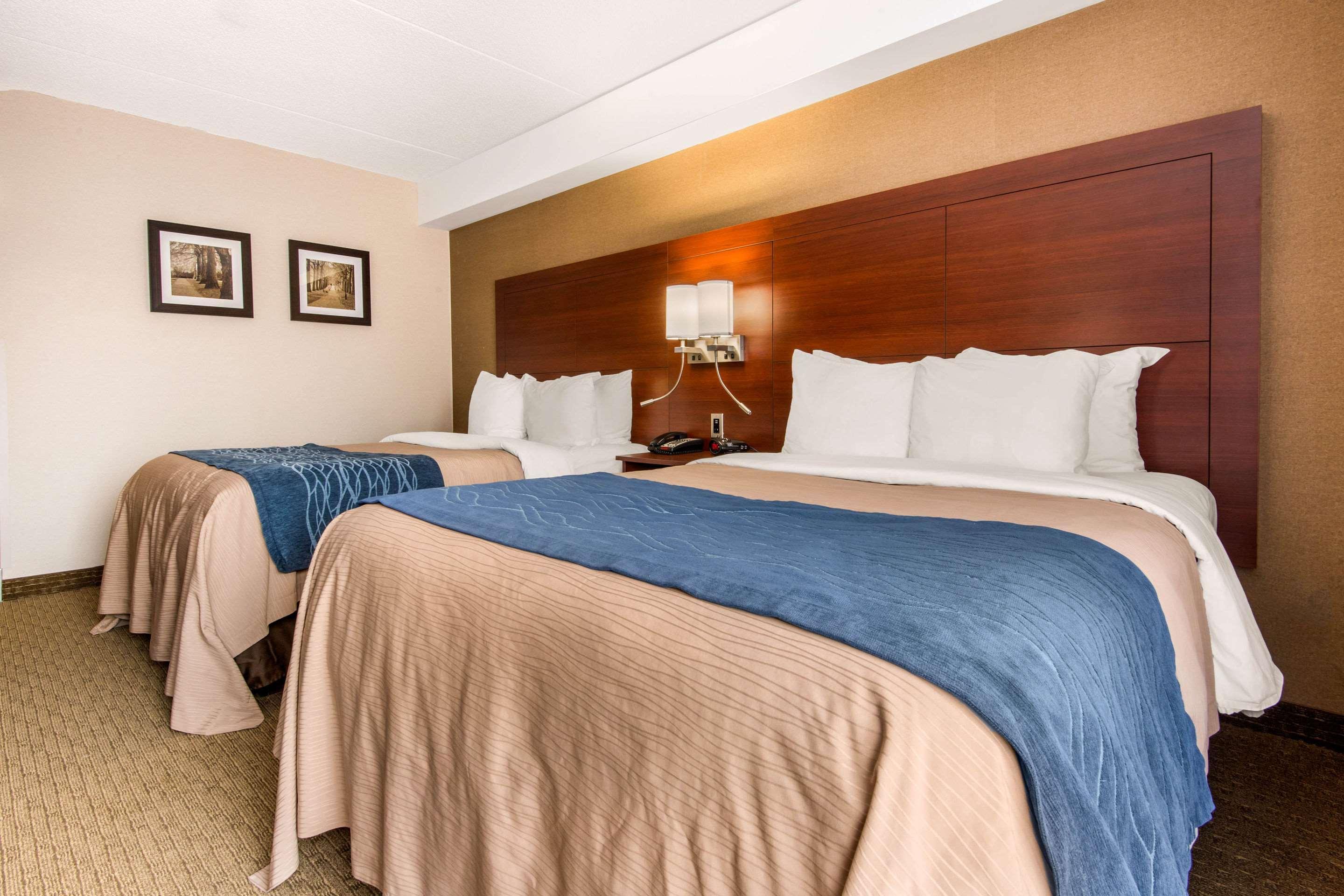 Comfort Inn Airport West Mississauga Exterior foto