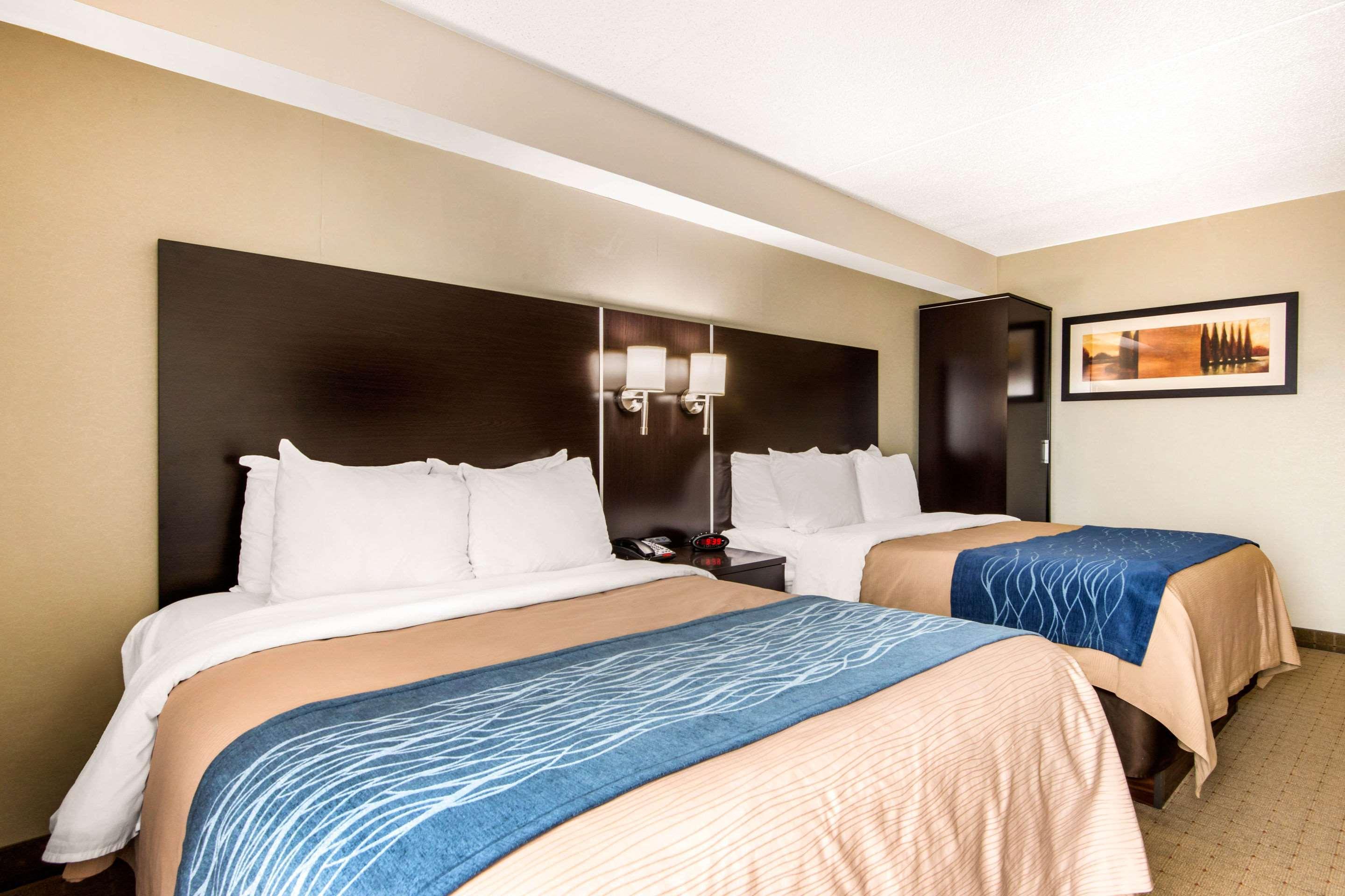 Comfort Inn Airport West Mississauga Exterior foto