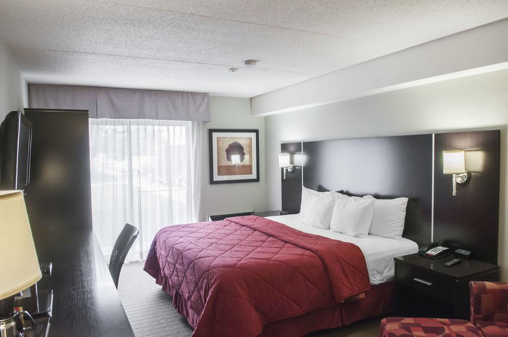 Comfort Inn Airport West Mississauga Exterior foto