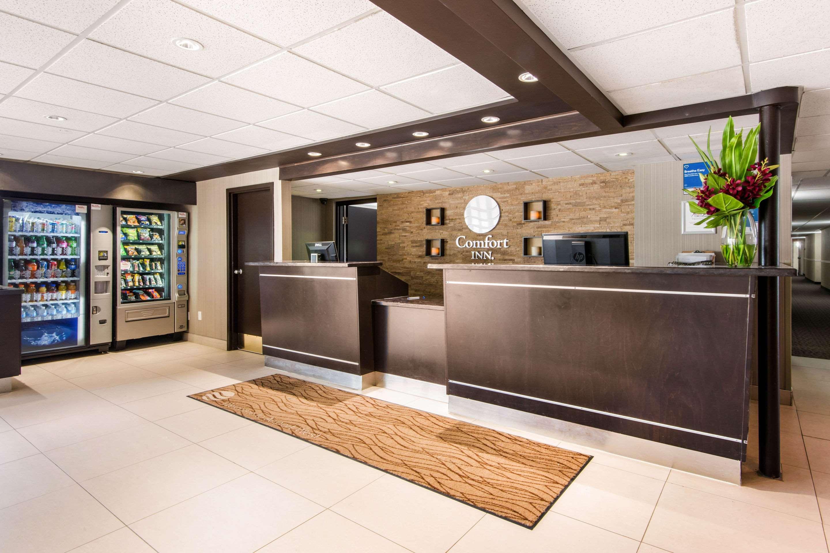 Comfort Inn Airport West Mississauga Exterior foto