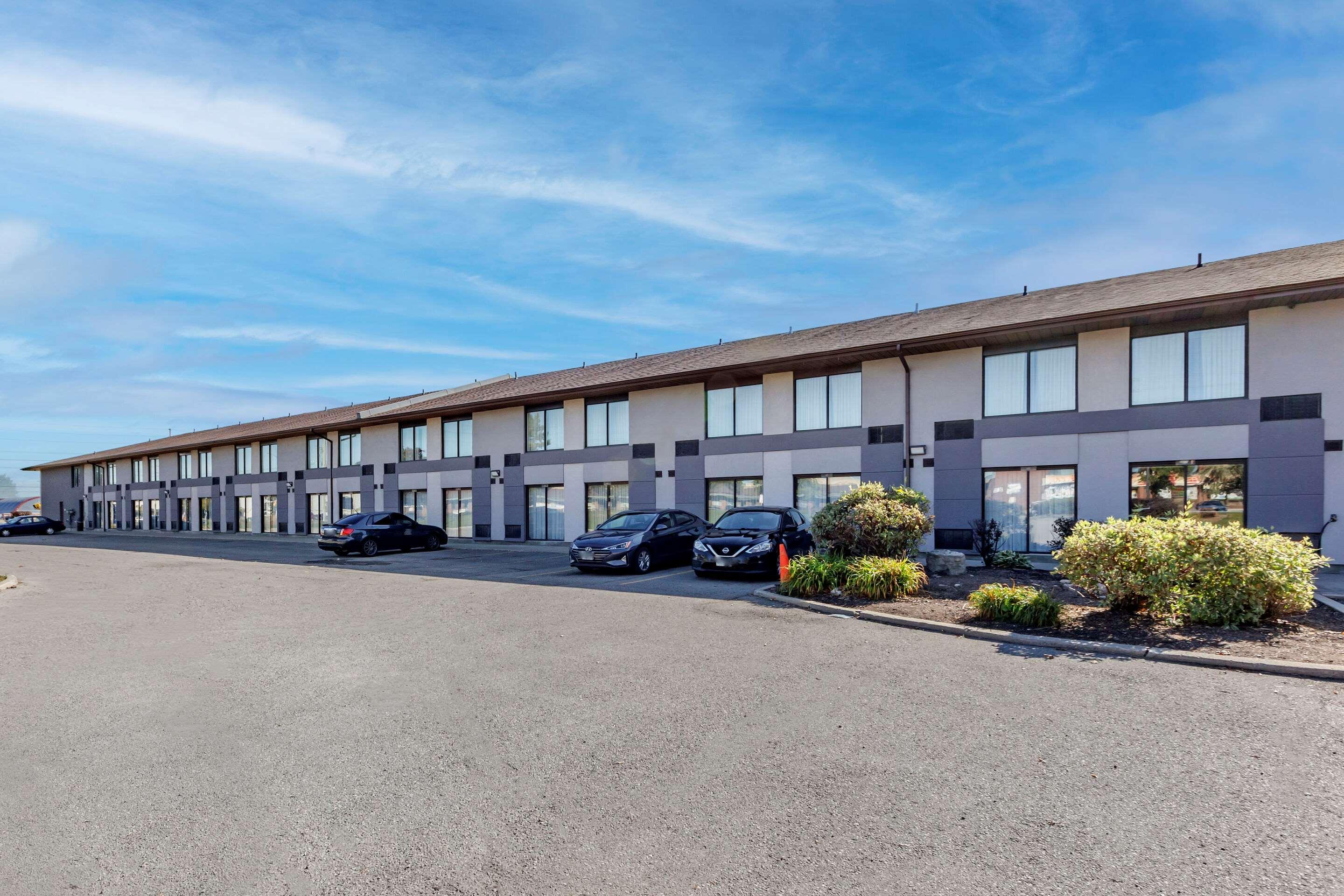 Comfort Inn Airport West Mississauga Exterior foto
