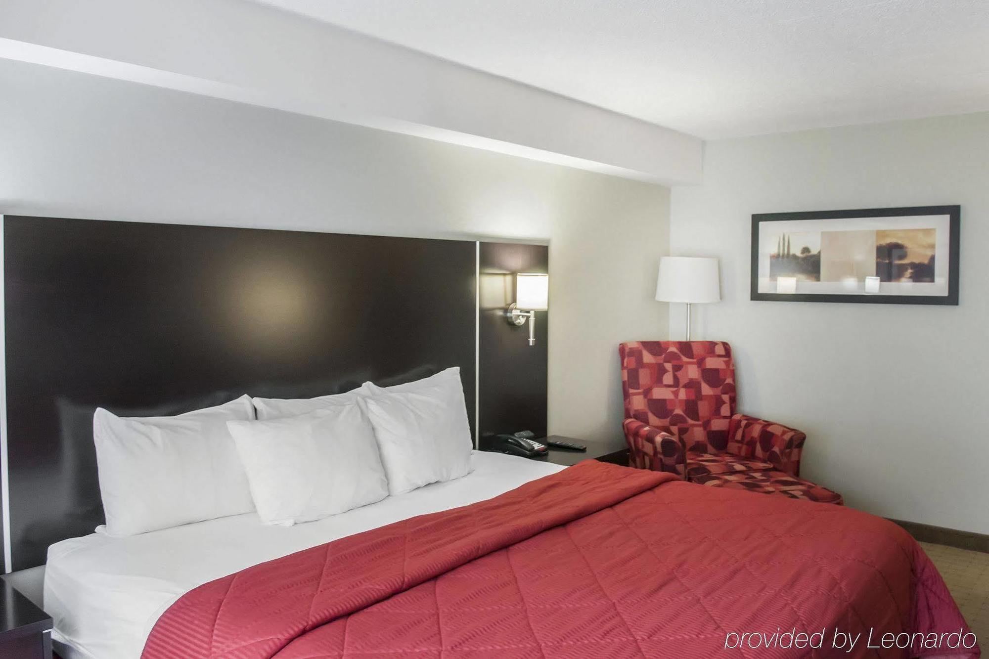 Comfort Inn Airport West Mississauga Exterior foto