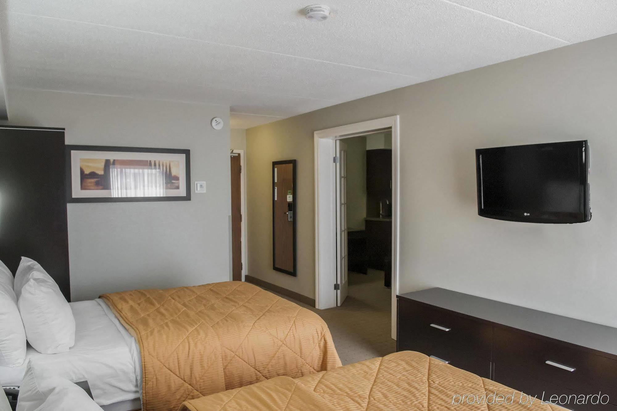 Comfort Inn Airport West Mississauga Exterior foto